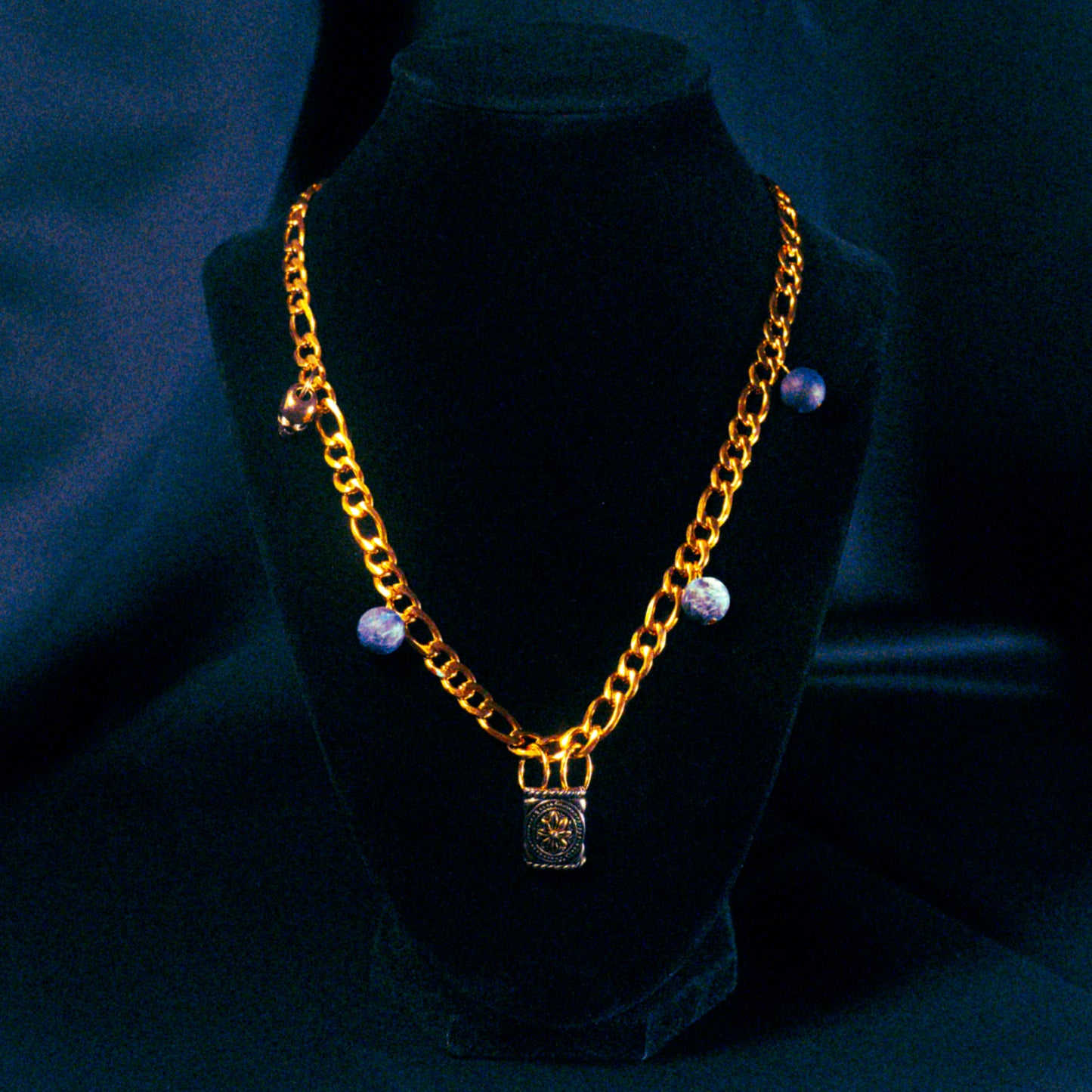HEAD OF ATLAS | Necklace