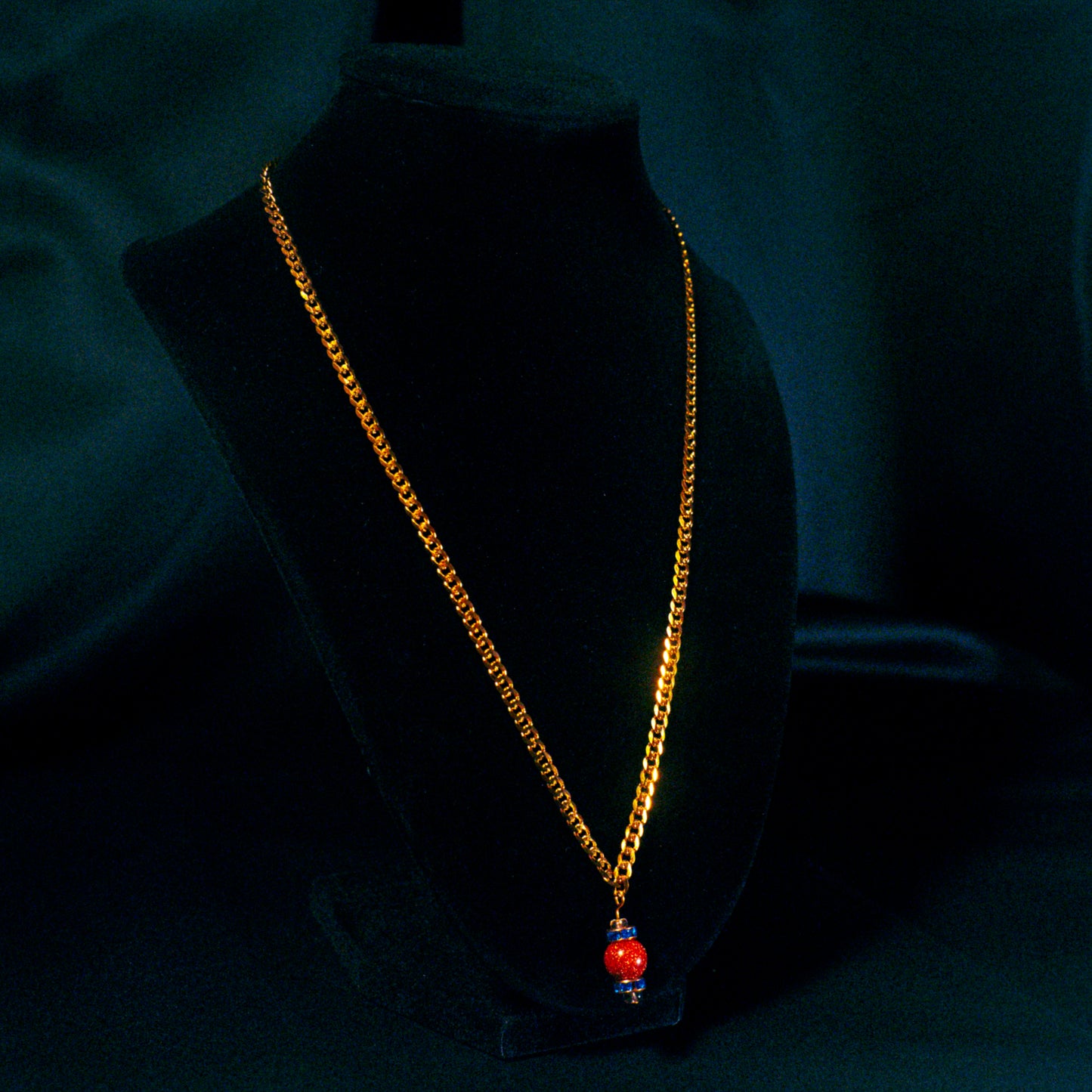 STAR-CROSSED | Necklace